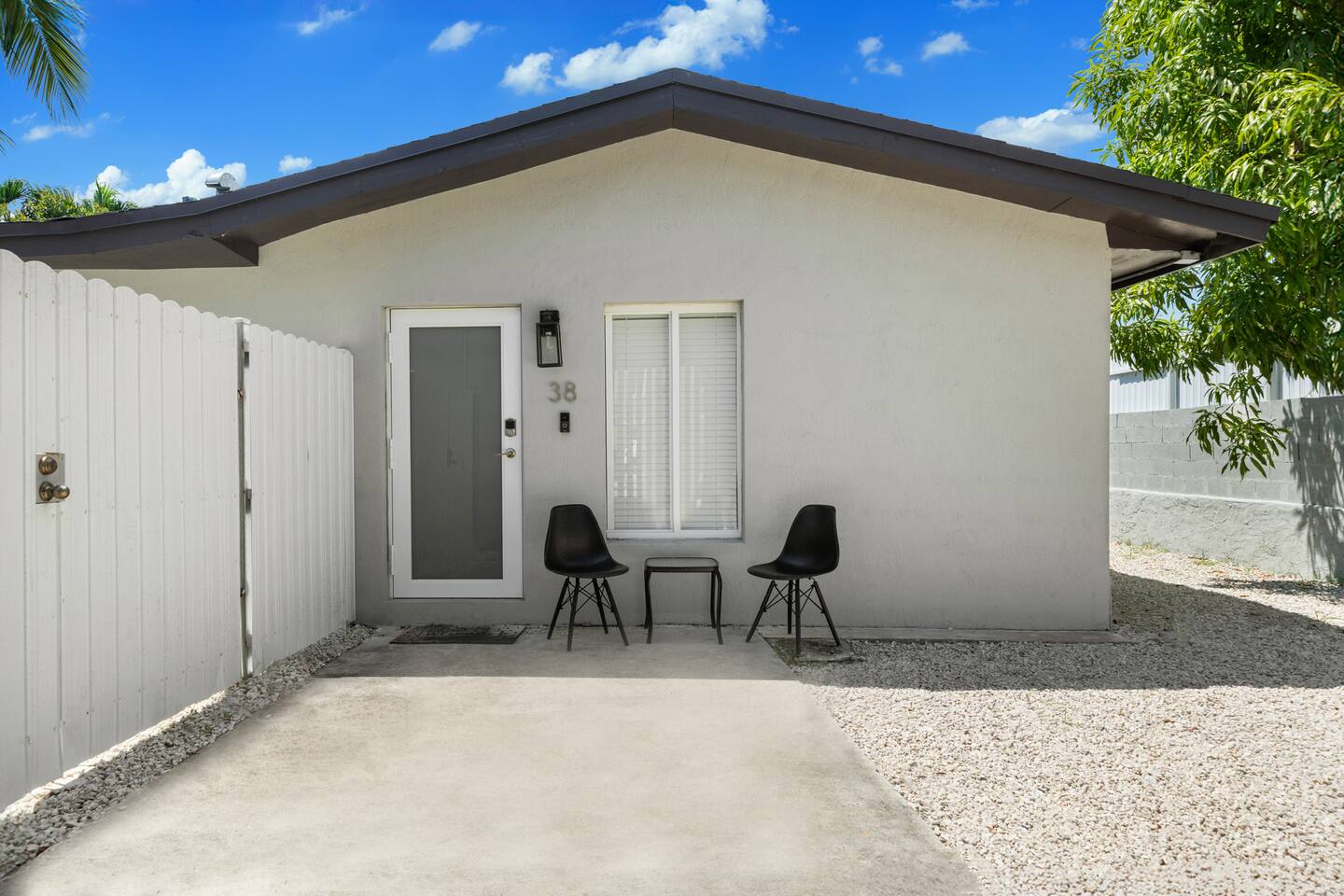 Villa Capri Cottage in the heart of Miami