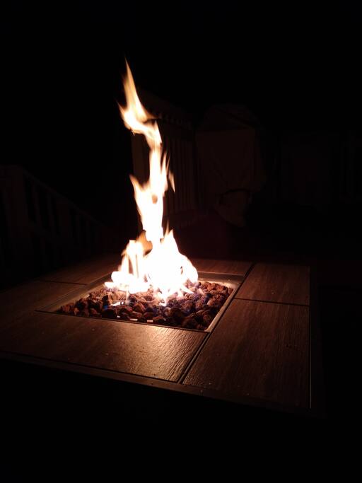 *Take in Lake Superior breathtaking views! SAUNA!!