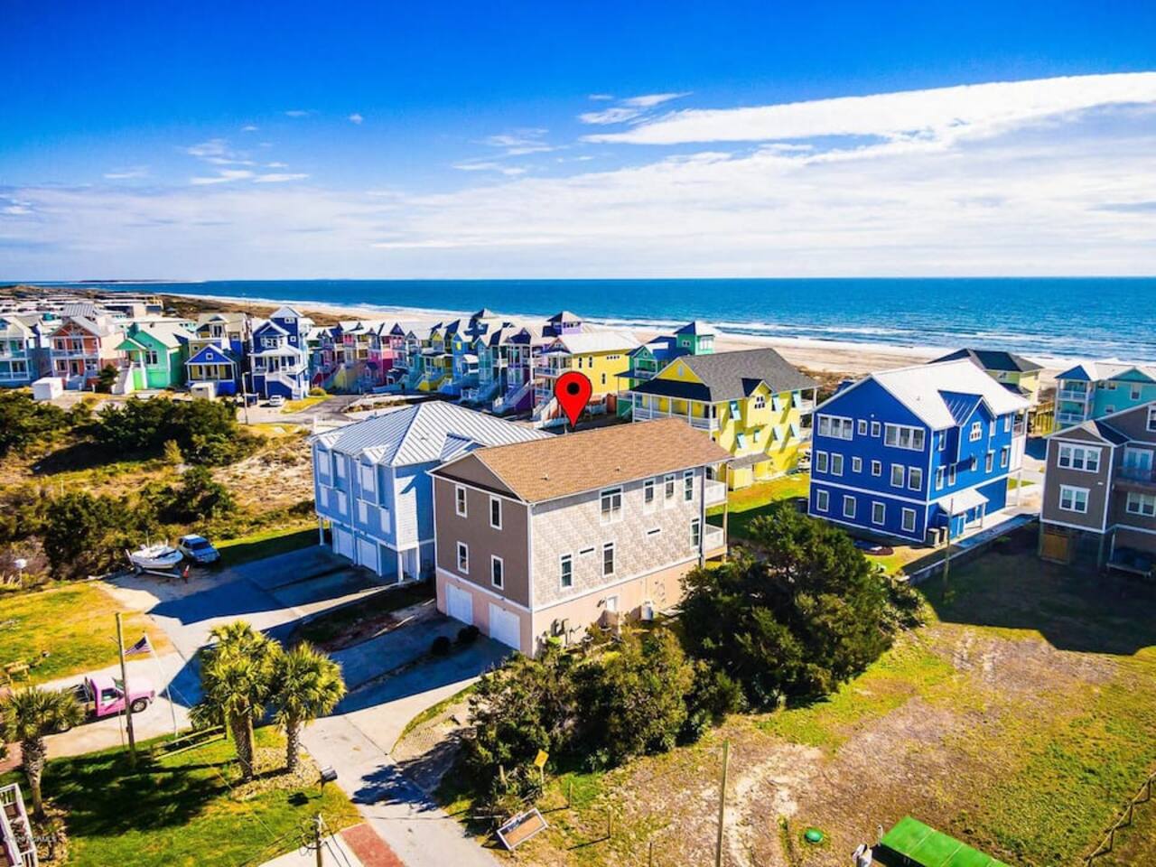 2 Min Walk to Beach | Ocean Views | Sleeps 6