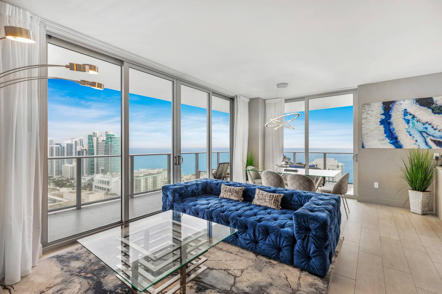 ★★★★★HYDE MANSION 2BD/2BA WITH DIRECT OCEAN VIEW