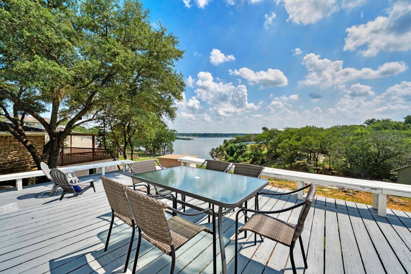 The Lovely Lakehouse - The Sights of Lake Belton