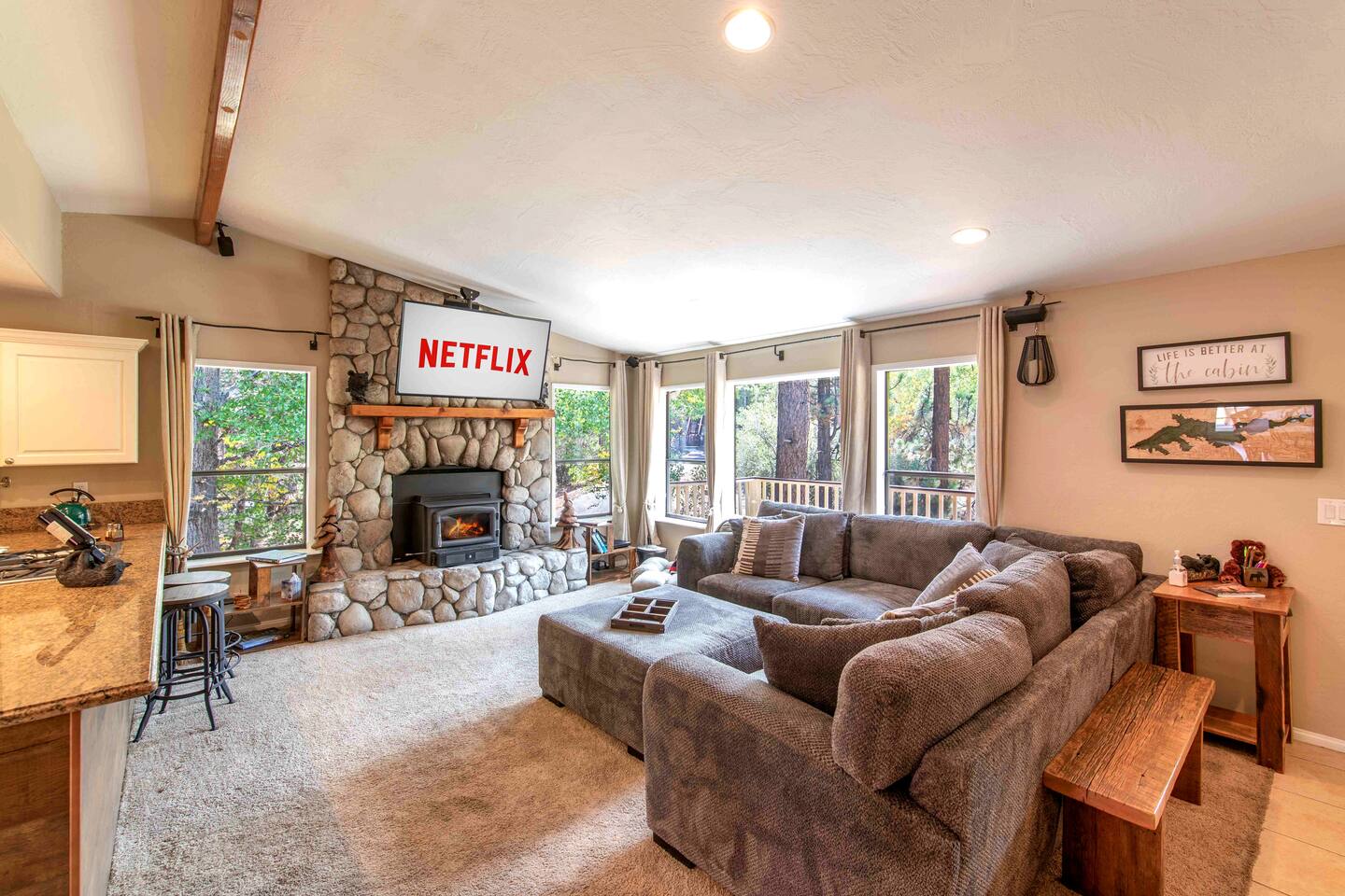 Near Skiing, Fenced Dog Yard, Hot Tub, Games