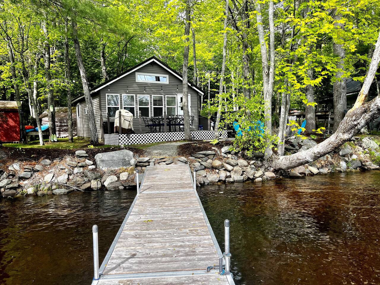 Waterfront| Fire pit| Deck|Kayaks