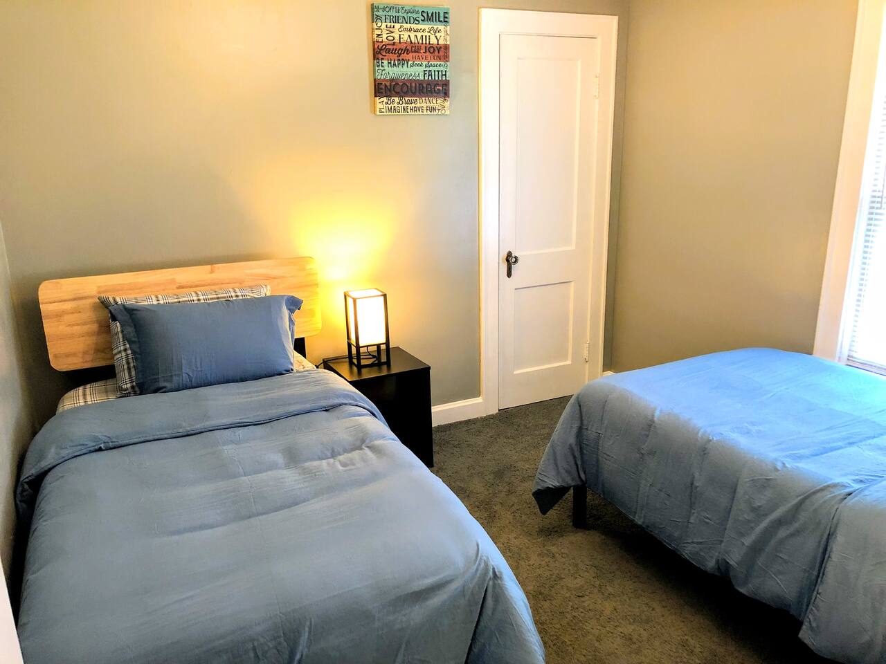 Bedroom#2: 2 Twin beds