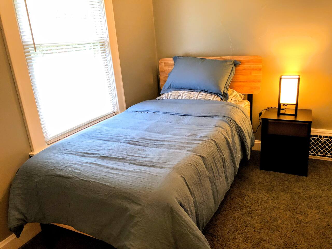 Bedroom#2: 2 Twin beds