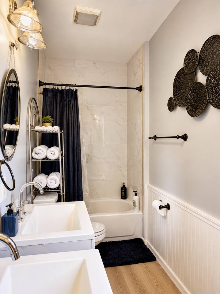 Leaning House of Haynie A | 2BD/1BA Trendy Apt