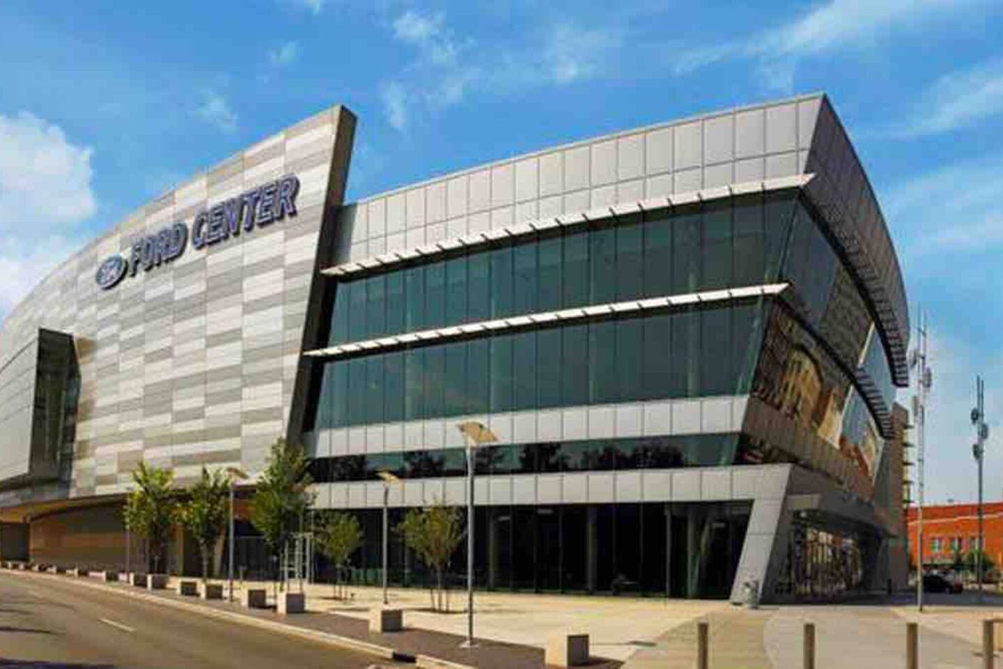 Color Pop Casa | 2BR/1BA Townhome near Ford Center photo 2