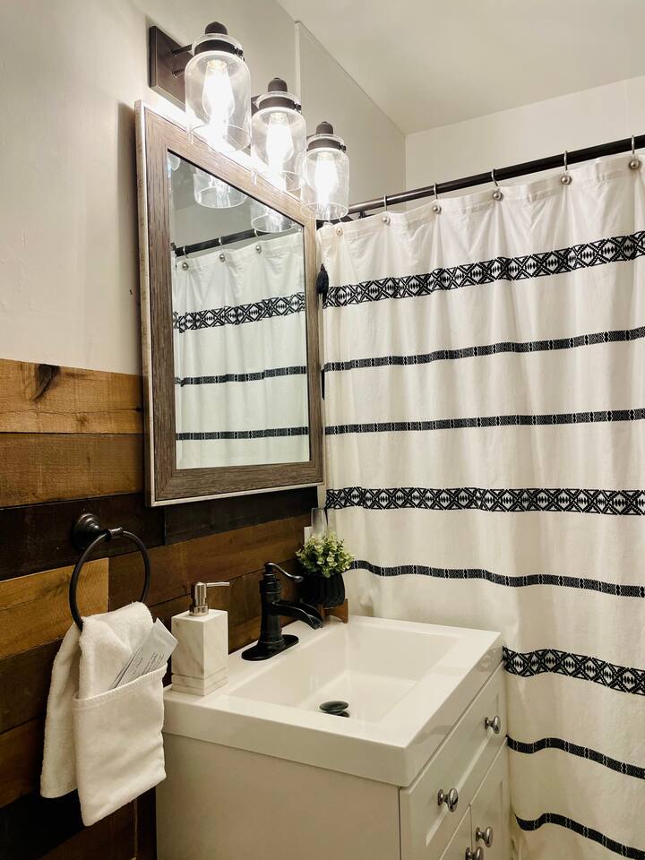 Heavensville Haven - One bedroom apartments