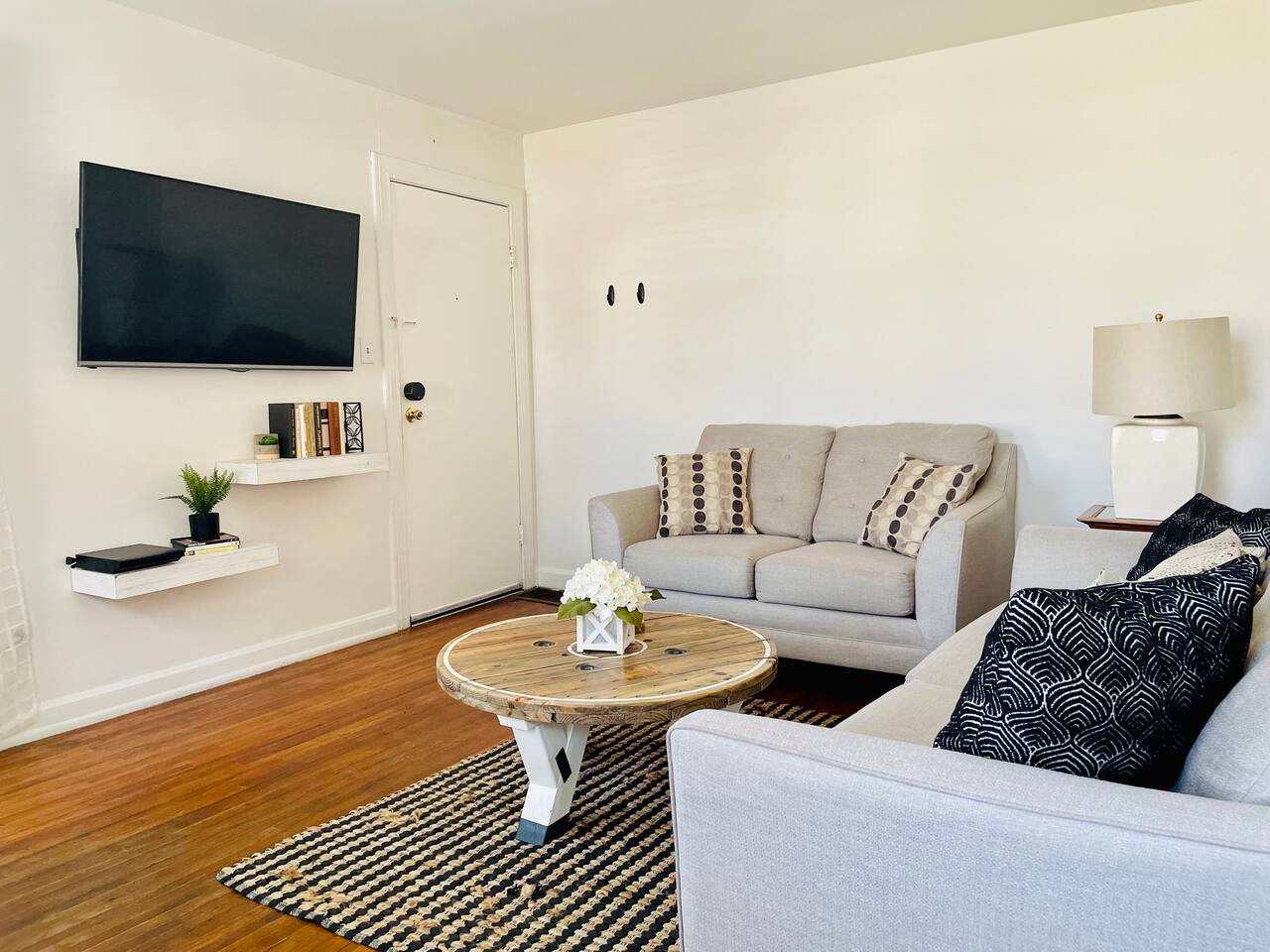 Heavensville Haven - One bedroom apartments