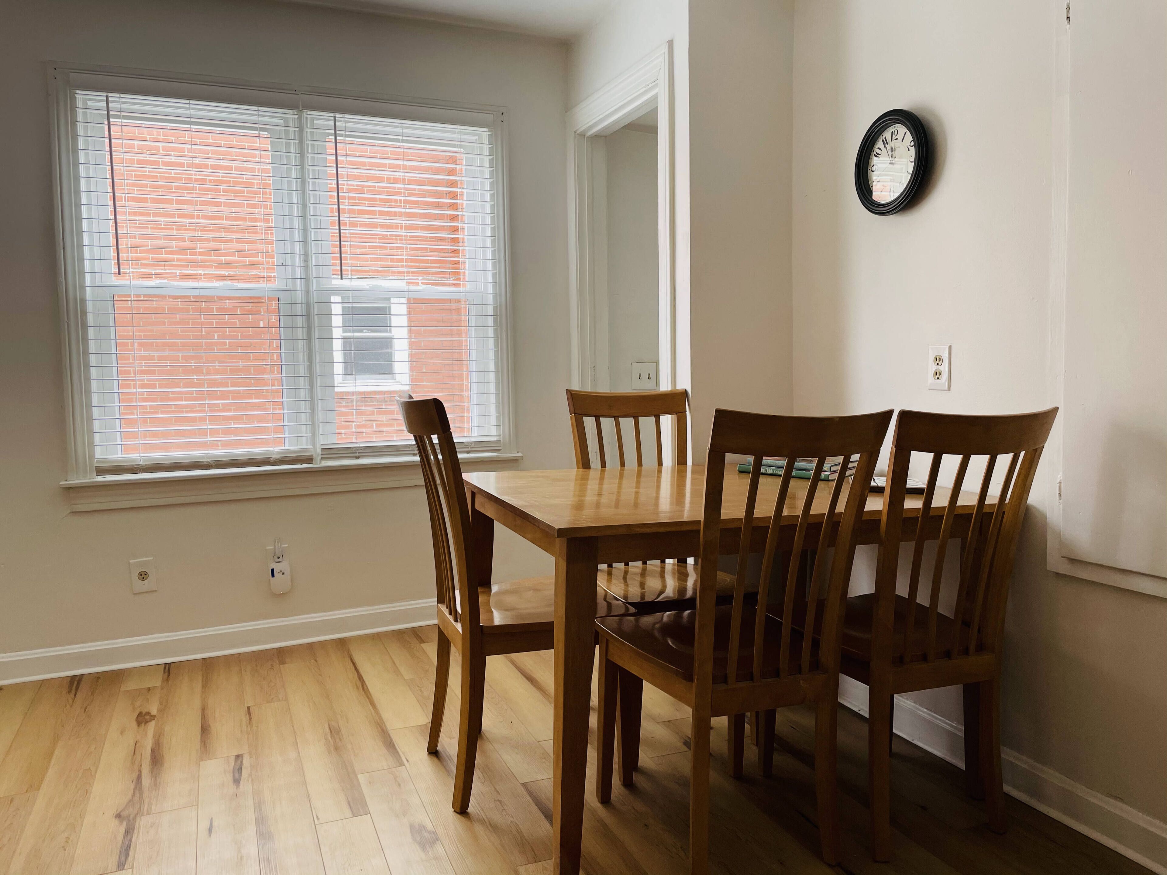 River City Retreat |KING 1BD/1BA Stylish Apt
