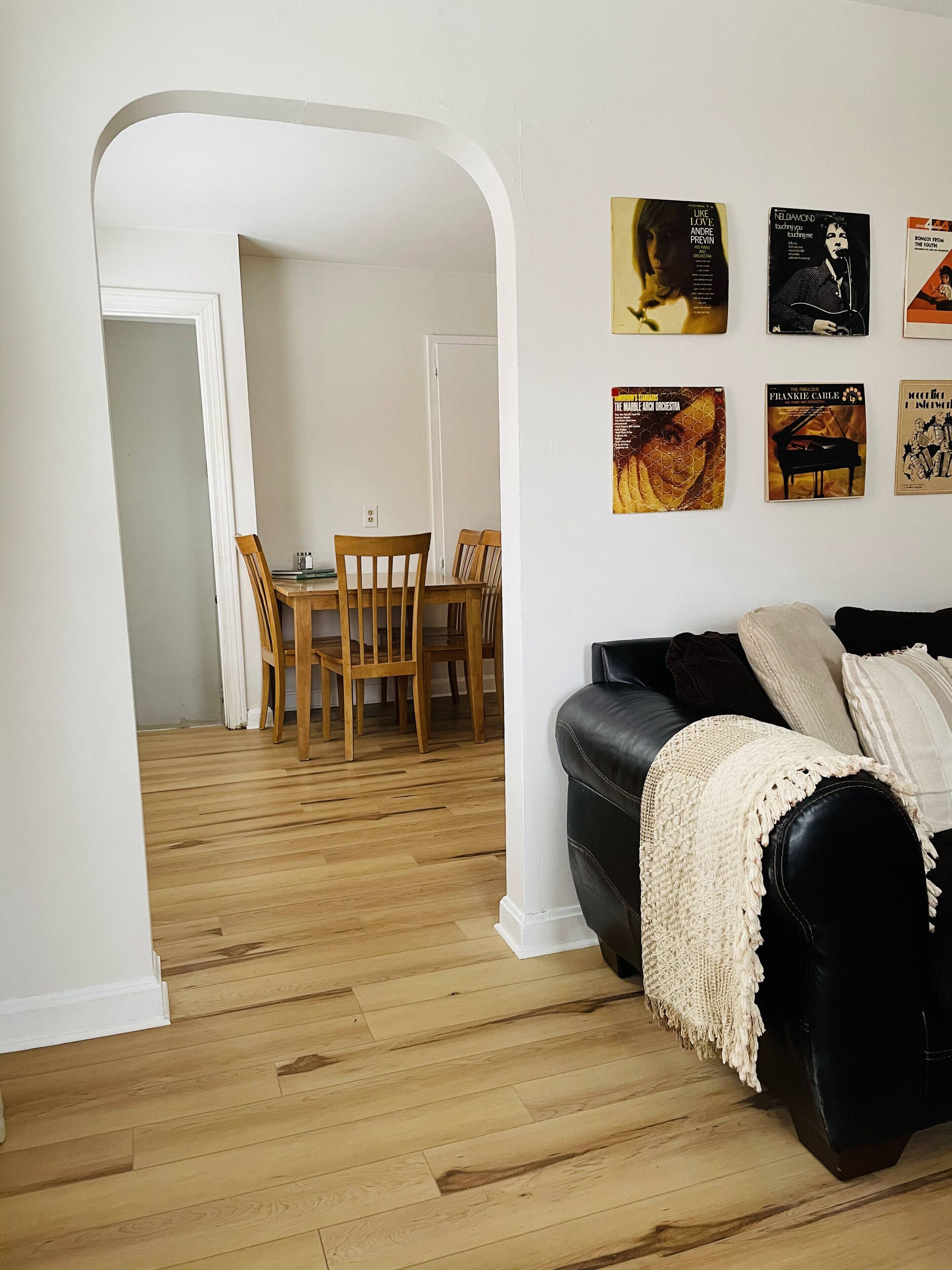 River City Retreat |KING 1BD/1BA Stylish Apt