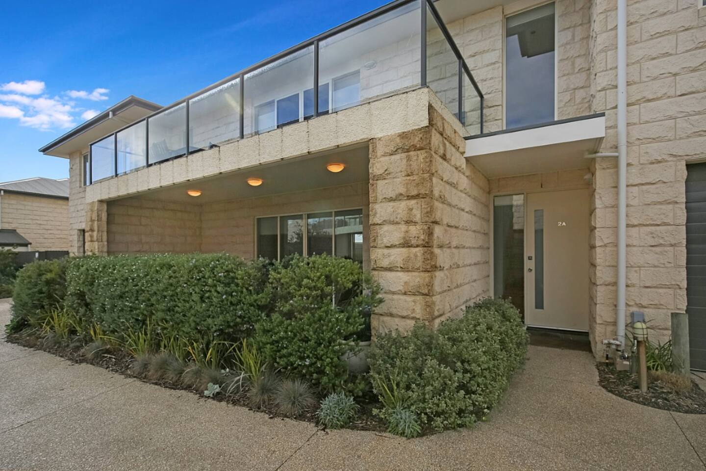 Sorrento Del Mar by Ready Set Stay