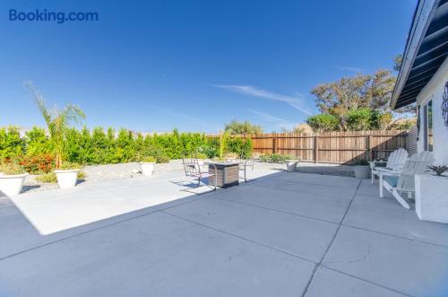 Zen Palm Springs Home with Pool Spa mountain view