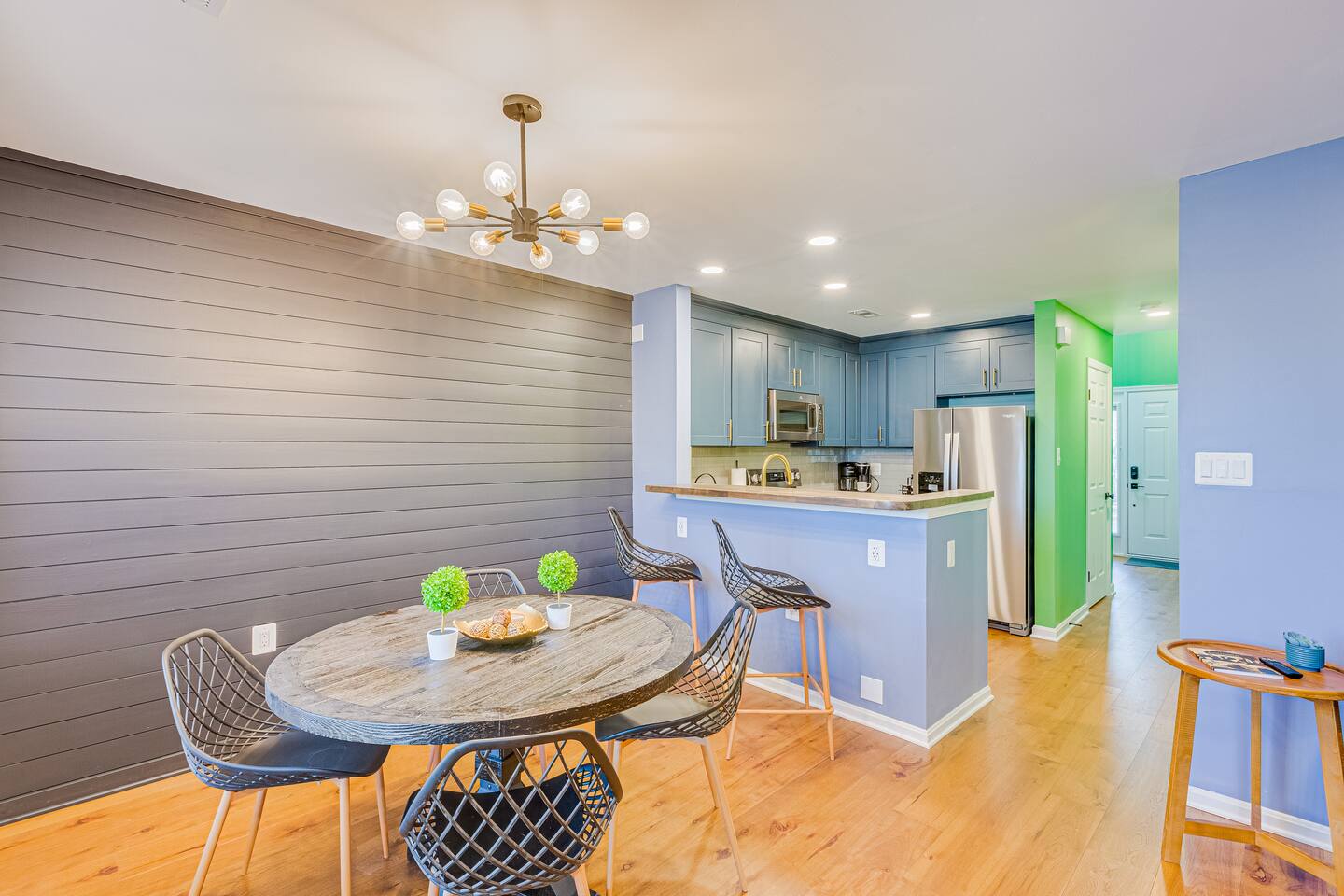 Garage | 5 Mins to 95|Blandair Park| EZ Balt & DC