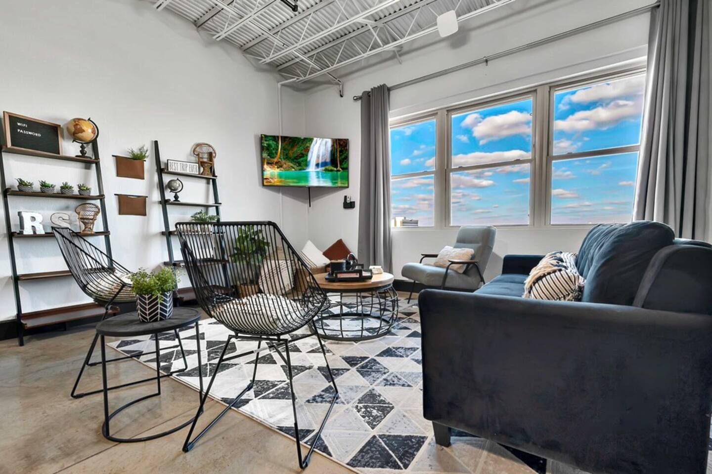 Silo Boho Bungalow - Downtown Waco