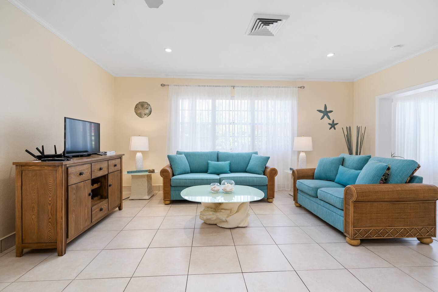 3 BD home near Bahamar + Beach with Generator