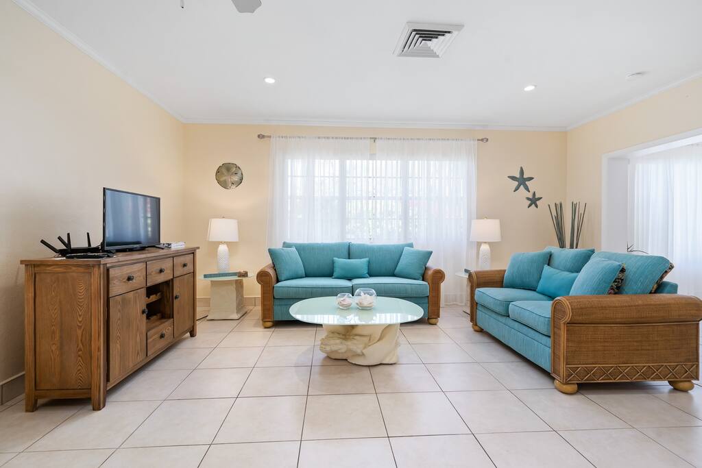 3 BD home near Bahamar + Beach with Generator