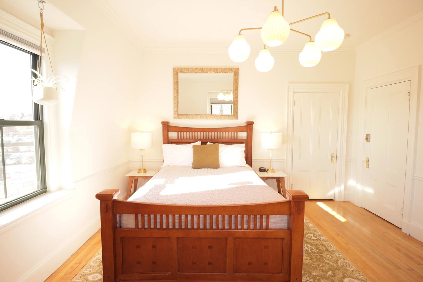 Morrill Mansion Inn | 6 | Self Check In | Parking