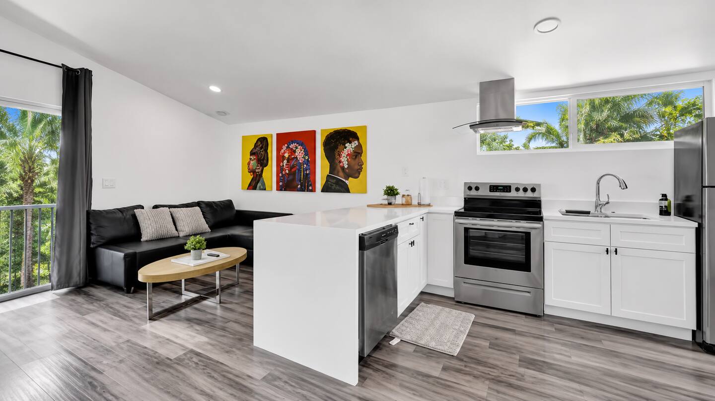 3| Near Beach|Long & Short Term Stay|Fast Wi-Fi