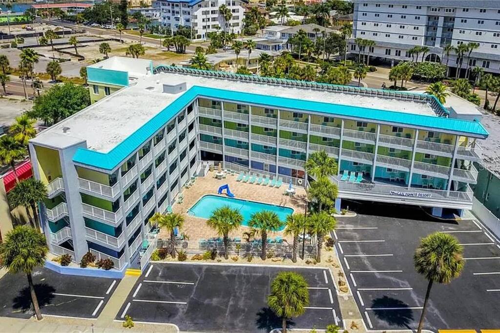 Coral Dunes • Relax & Explore