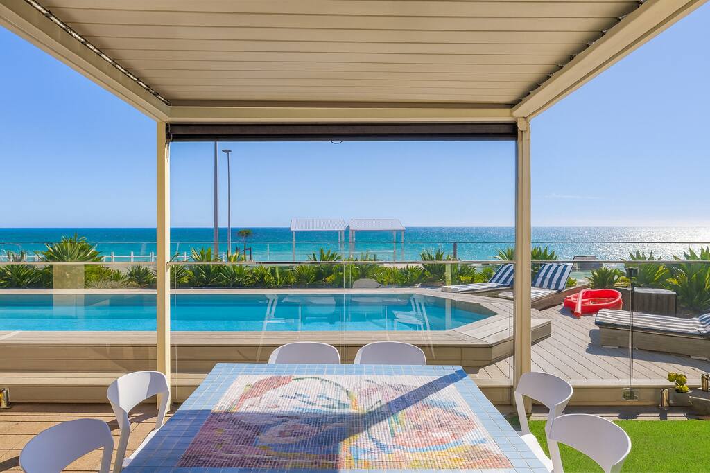 Glenelg Beach House With Private Beachfront Pool
