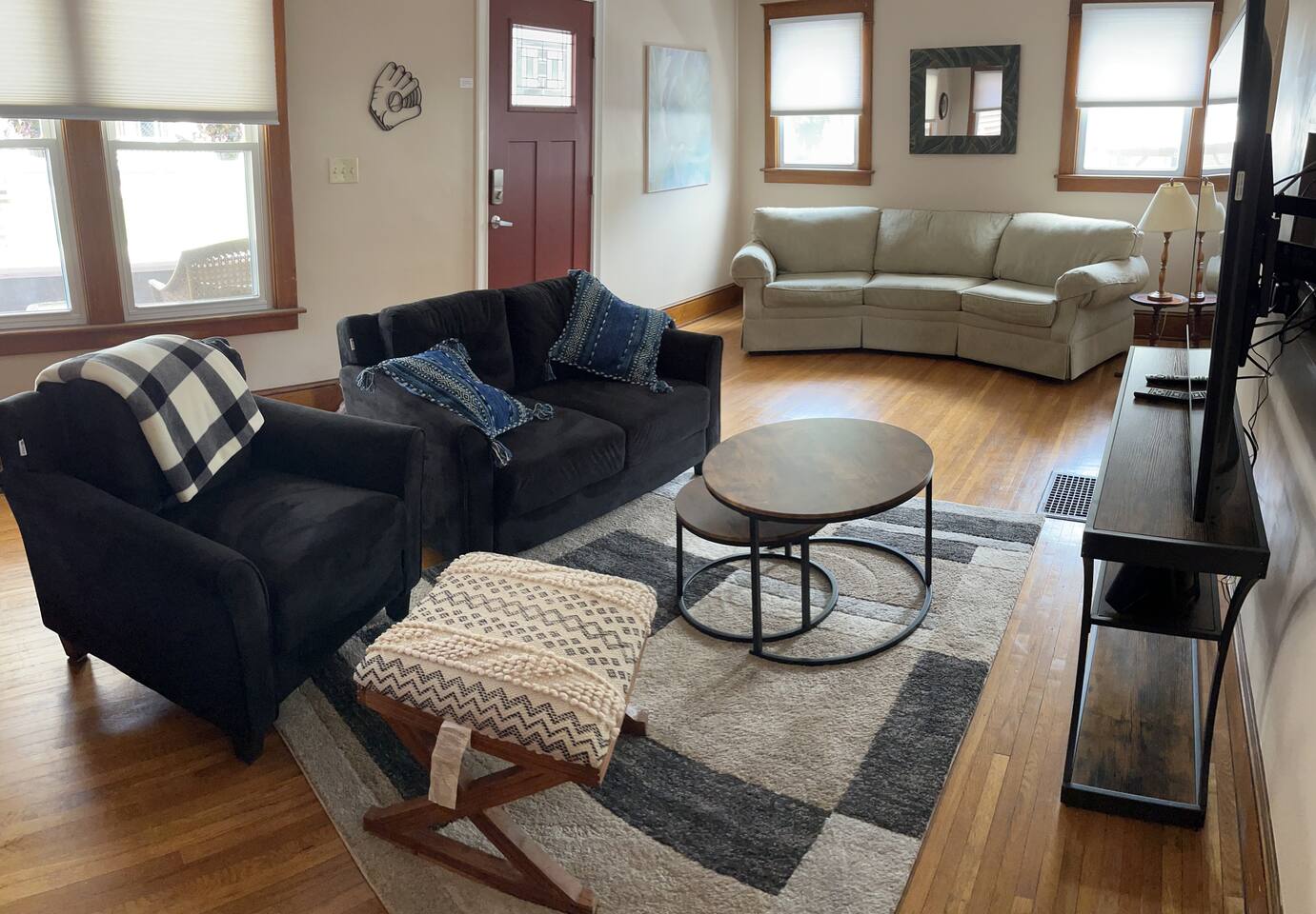 1st Class Rental 4 Bedroom House Columbia Street