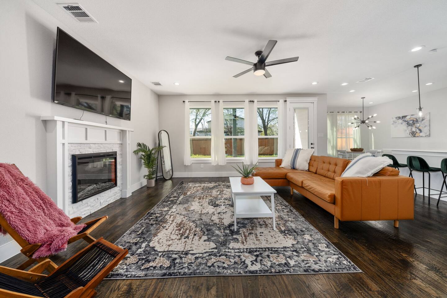 5BR Dallas Luxury New Build - 6 Mins to Downtown!