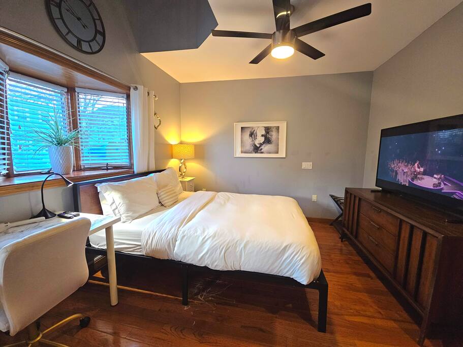 #2 Tranquil En-Suite Private Rm + Loft Near Boston