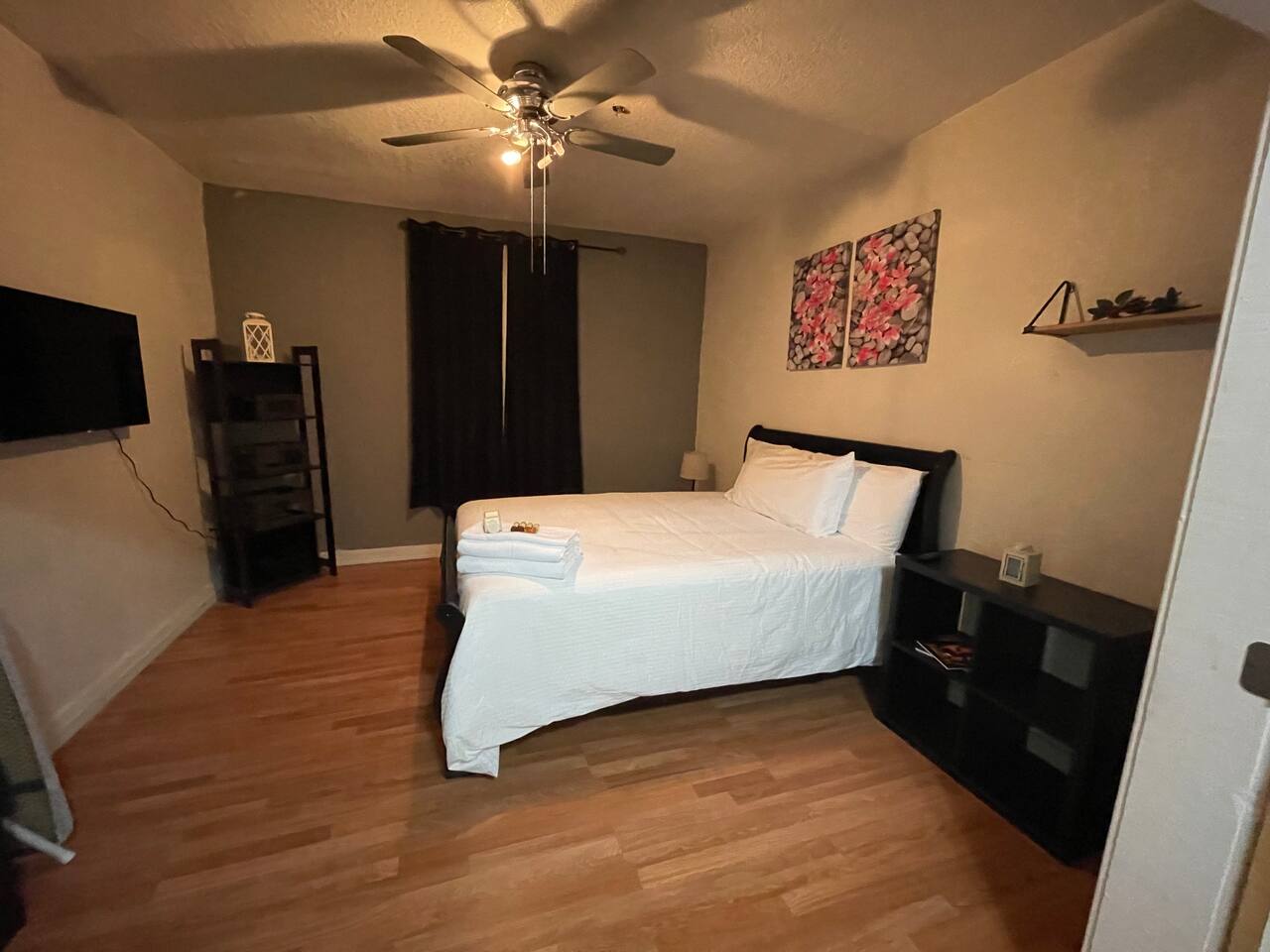 Downtown 1 queen bed close to Ft bliss/hospitals