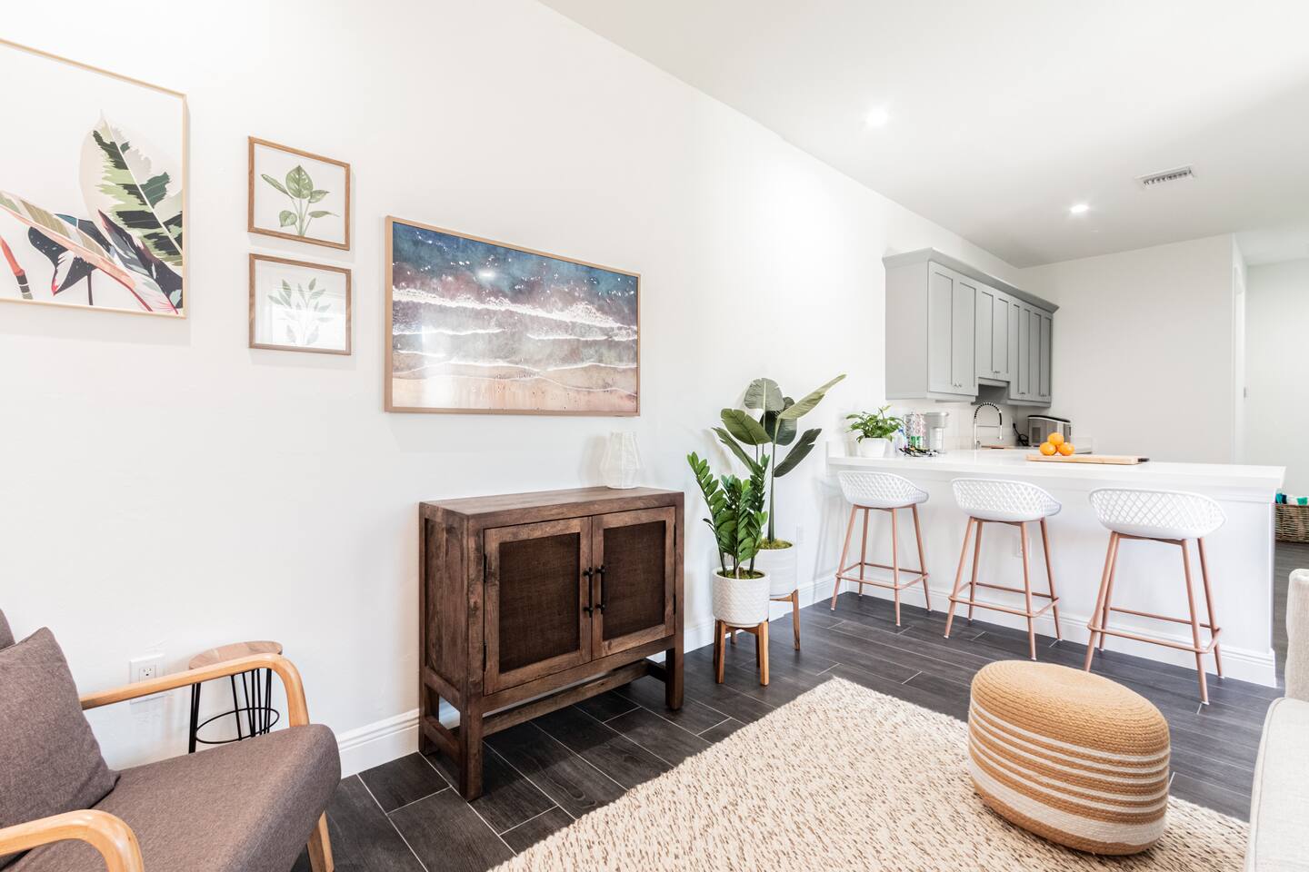 Pool Bikes & Beach | Paddle Board Included