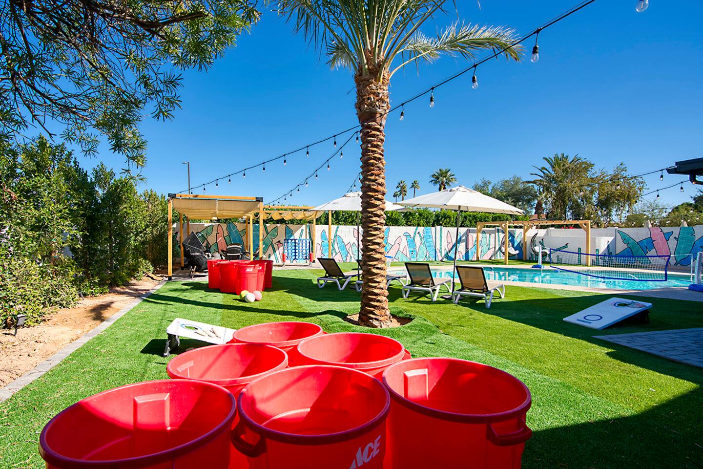 Entertainer’s Retreat | Pool, Hot Tub & Mini Golf!