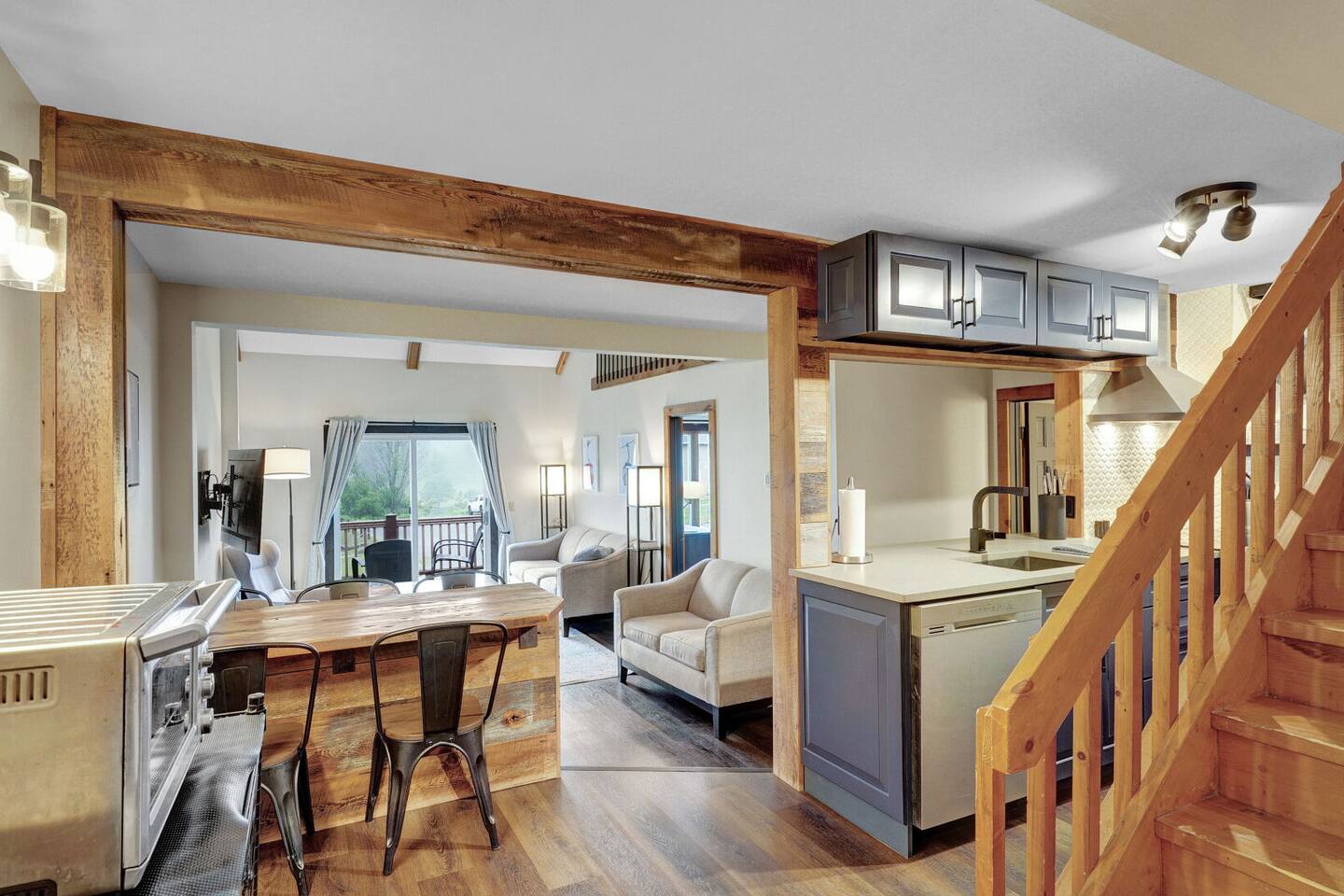 Slope View | Shuttle| Private bdrms | 3 Full Baths