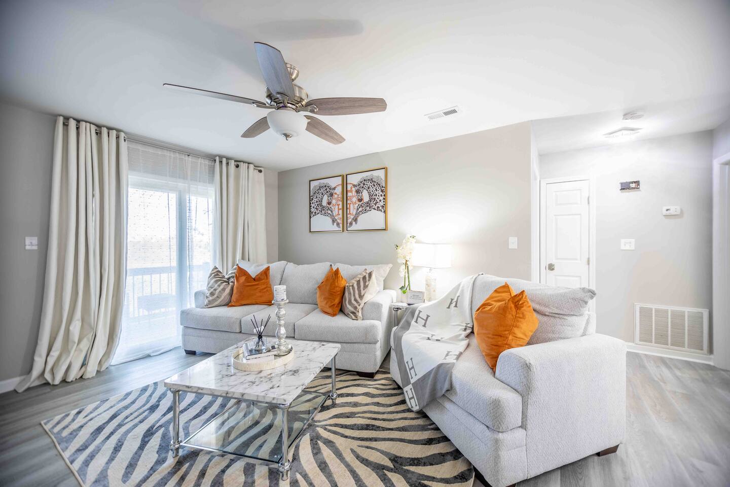 The Designer Magnolia Haven: Work & Relax in Style