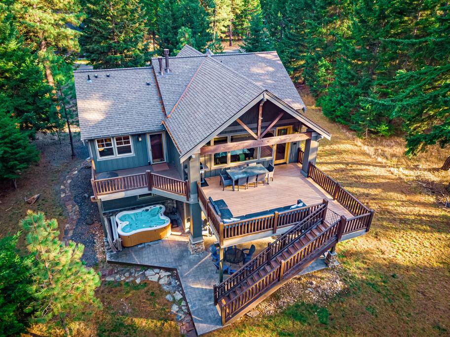 Beautiful Suncadia Home on Private 1 Acre Lot