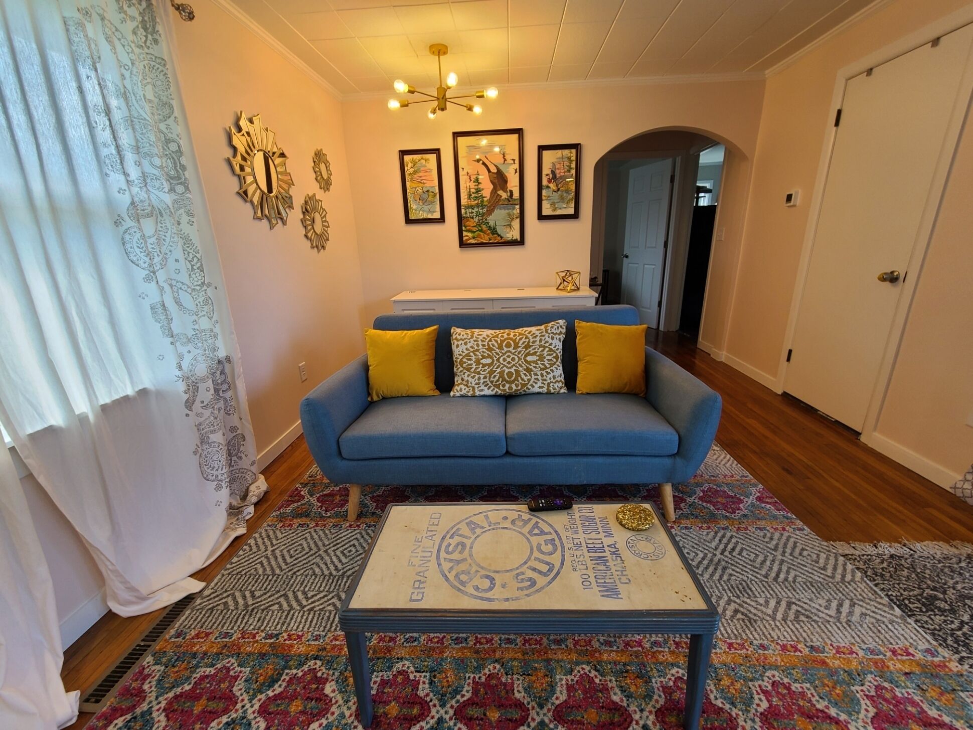 The Little House | 1 mi from downtown, Love Pets!