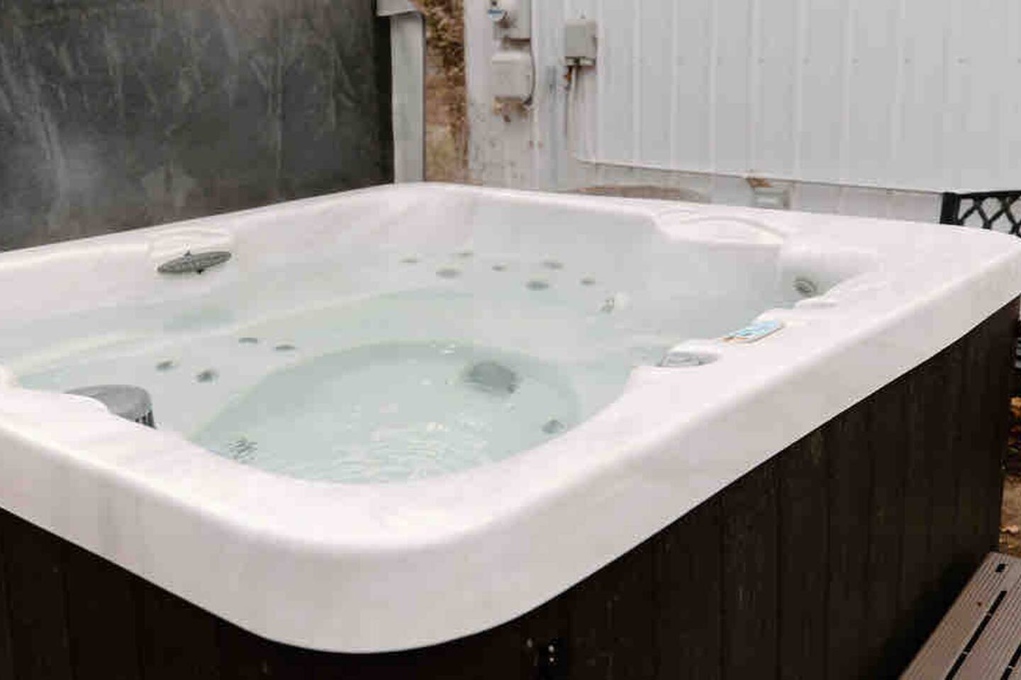 Pickleball & Volleyball Nets |Hot Tub| Sauna|Beach