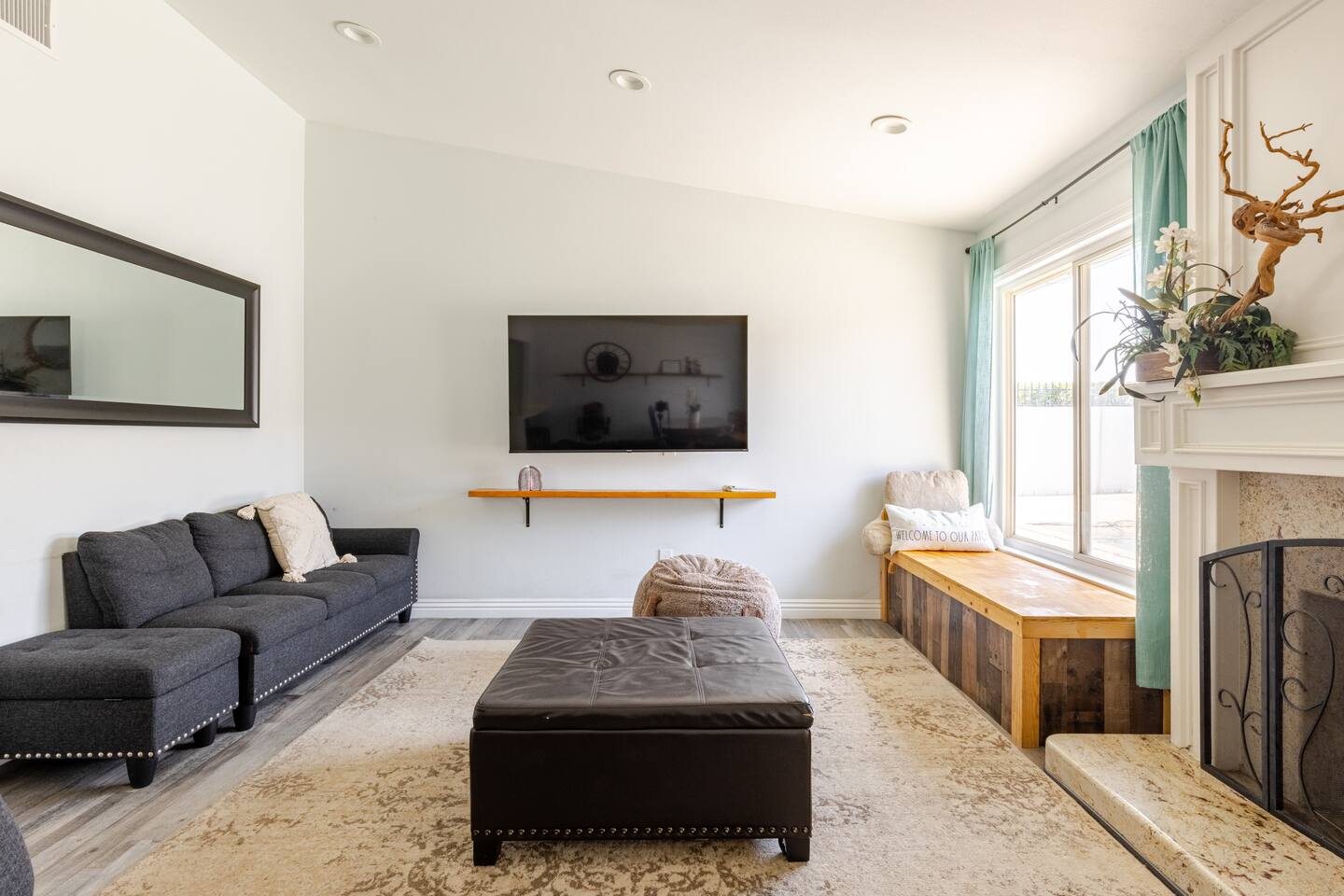 Heated Pool, King beds Home - 11min to Disneyland