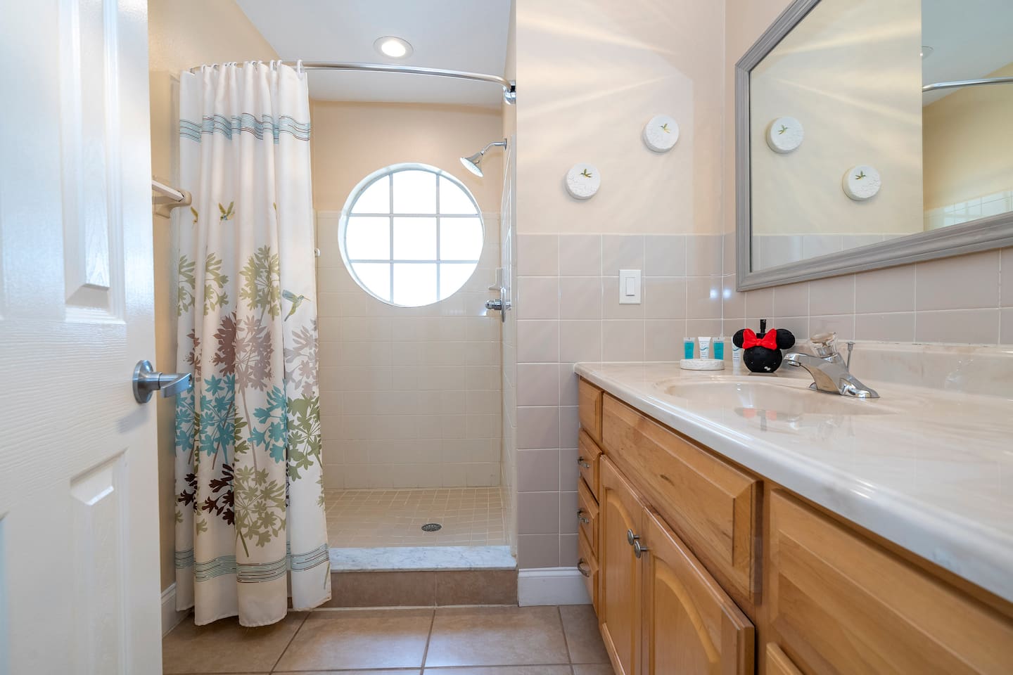 Clean, modern bathrooms with fresh towels and hotel-style touches.

Master Bathroom 
Suhas who stayed in December 2021 said, "Bathrooms were very nice"