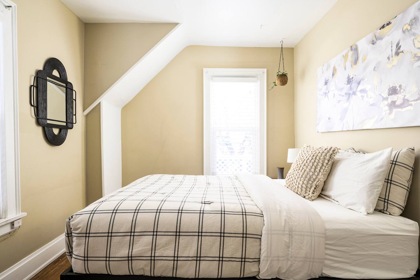 Explore CO - Wlkbl Prvte Upper Unit/Patio/Fire Pit