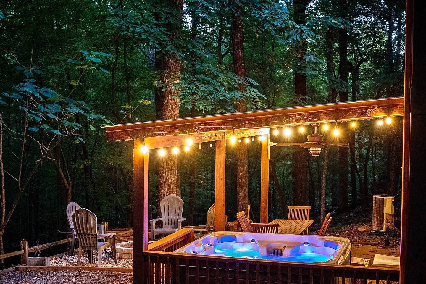 Spacious Mtn Cabin • Hot Tub, Fire Pit, Dogs OK
