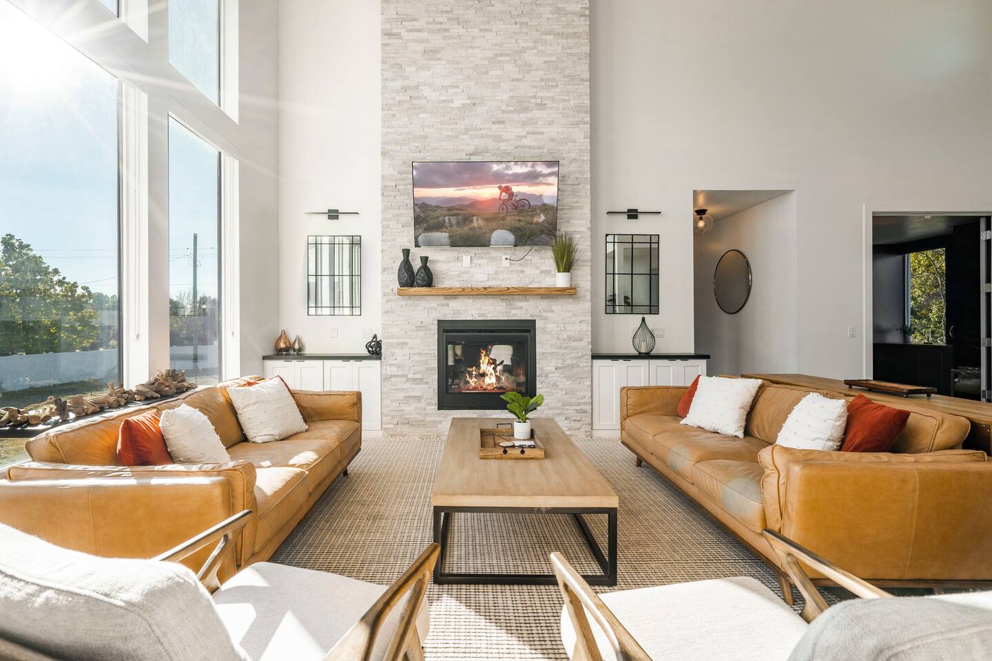 Private Getaway+Theater Room+Hot Tub+Dry Sauna