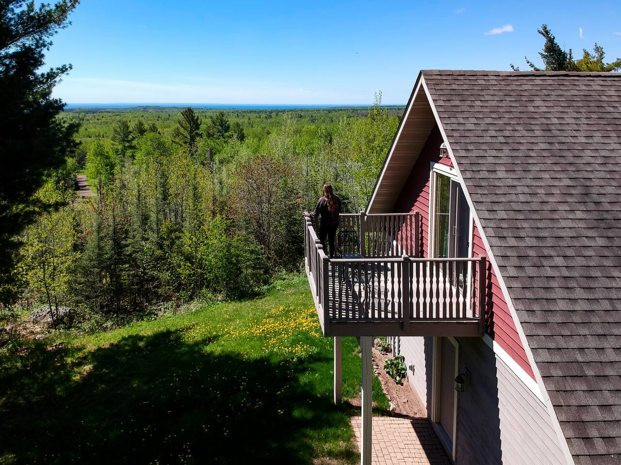 Gokotta Cottage: Cozy forest retreat w/ lake views