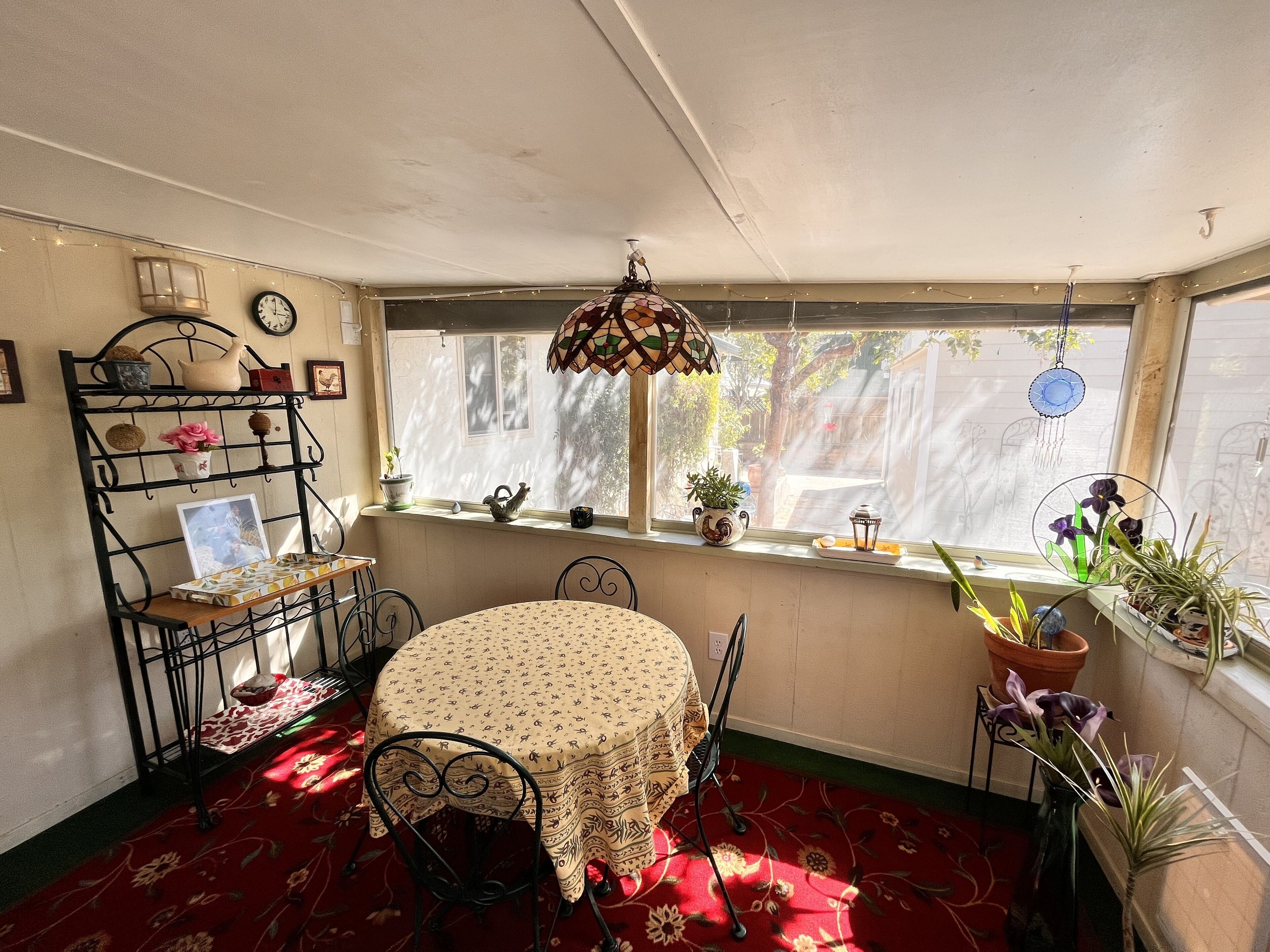 Doubles as a quiet place to have a sip of wine or have more space to work.