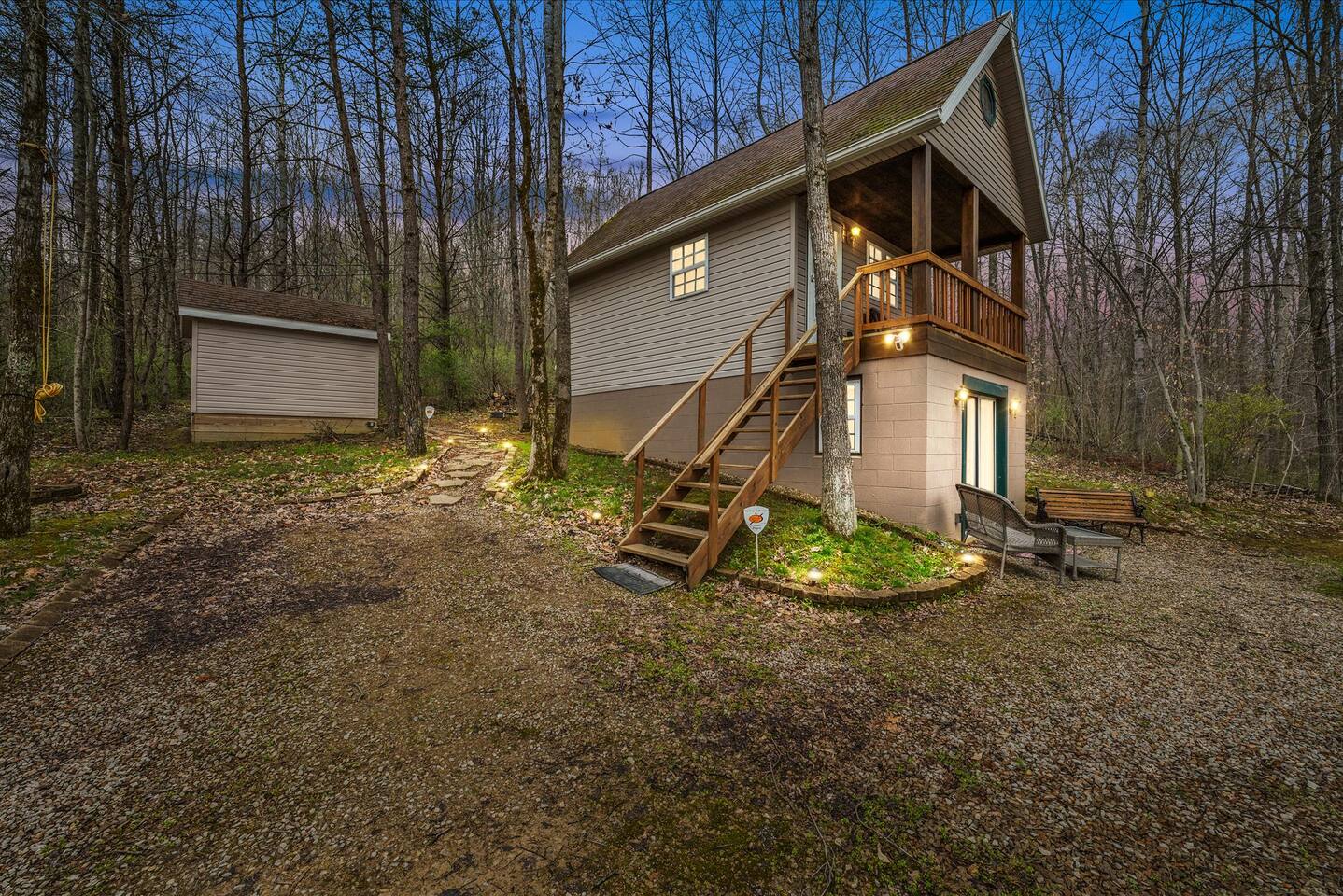 Tiny House! Hot Tub! Firepit! Pets! Secluded!