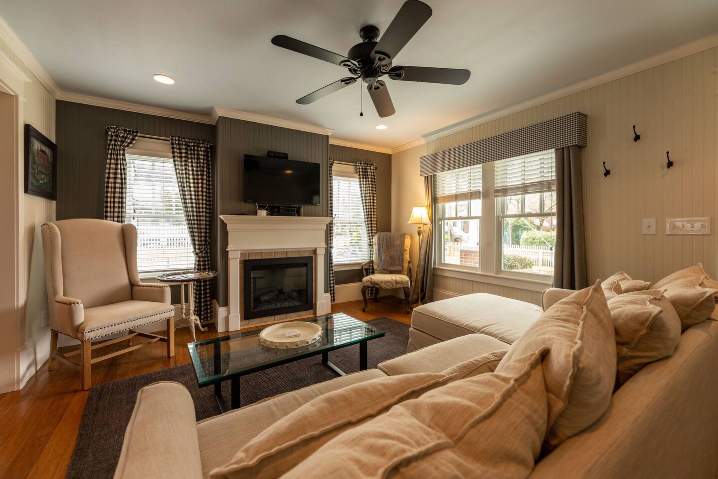 The Historic Austin House in Downtown Manteo