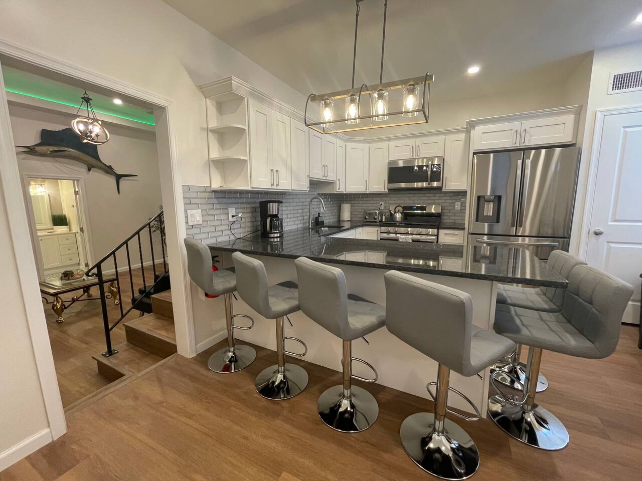 Arctic House- Walk to the Casinos, Outlets and More!