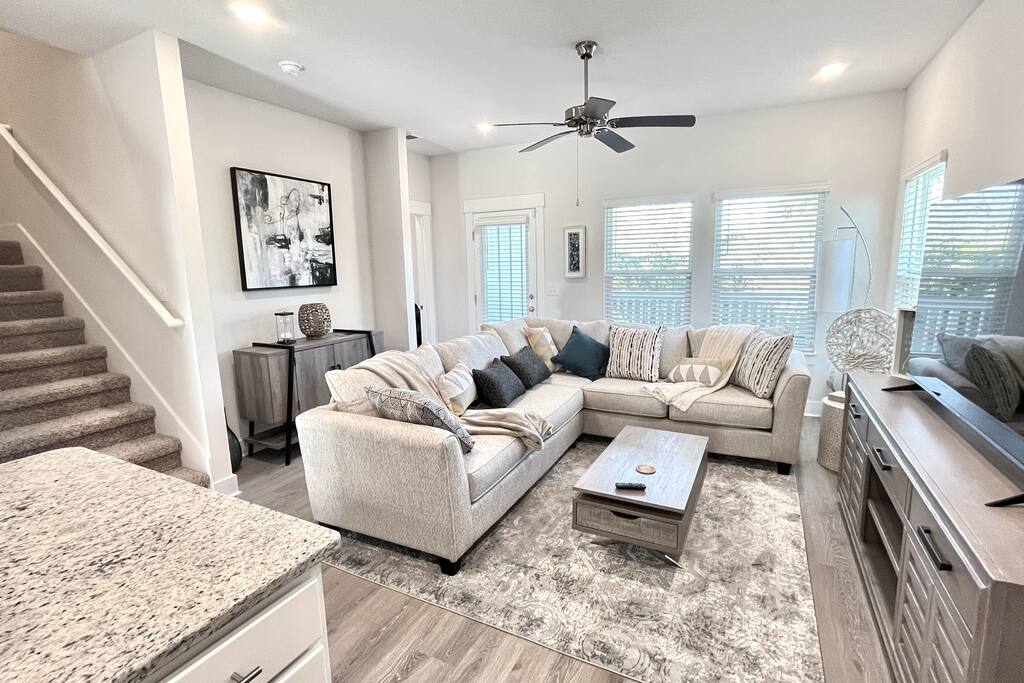 Modern Luxury 4BR in Perdido Key - Walk to Beach!