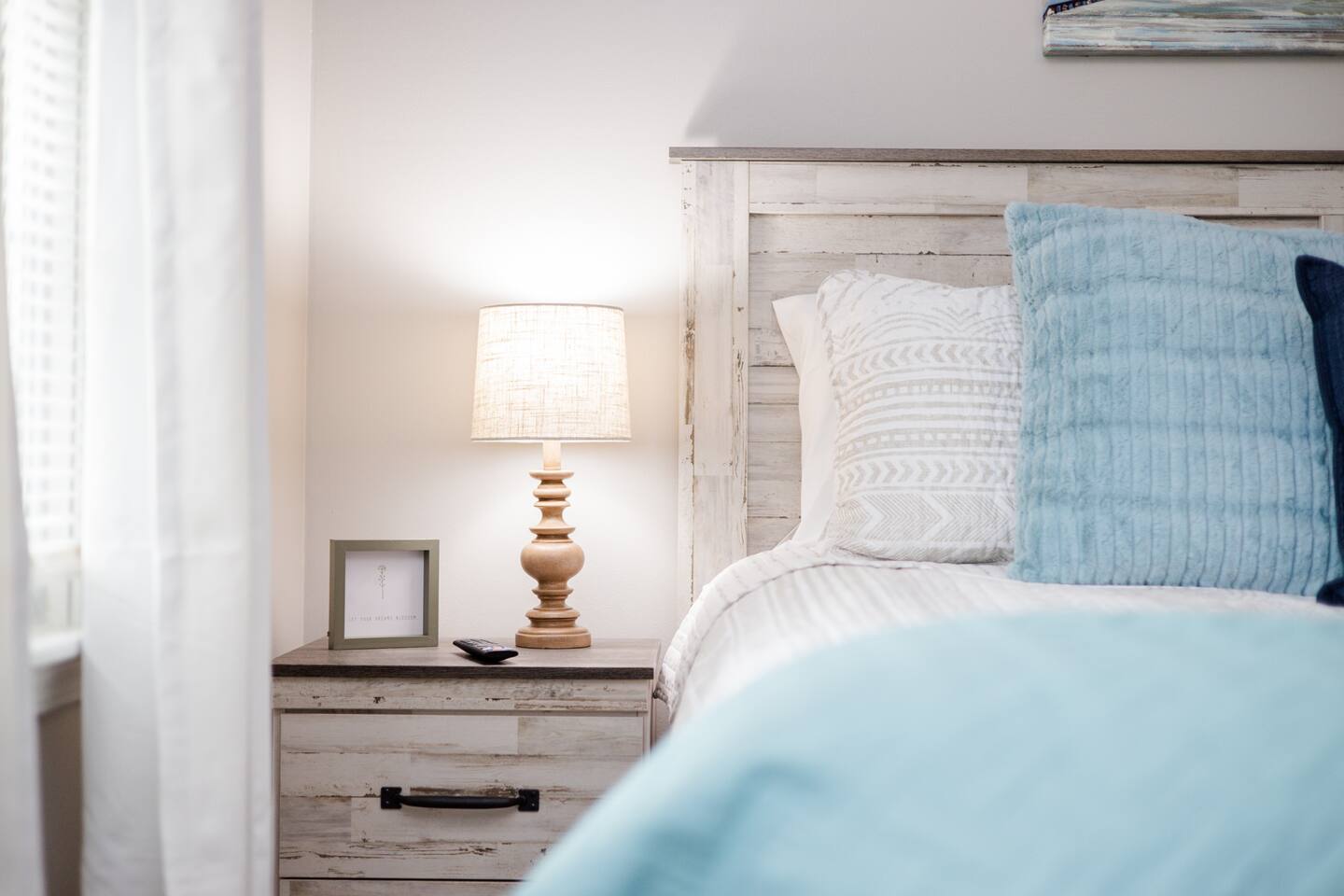 Tastefully designed 4-Bedroom Townhome!