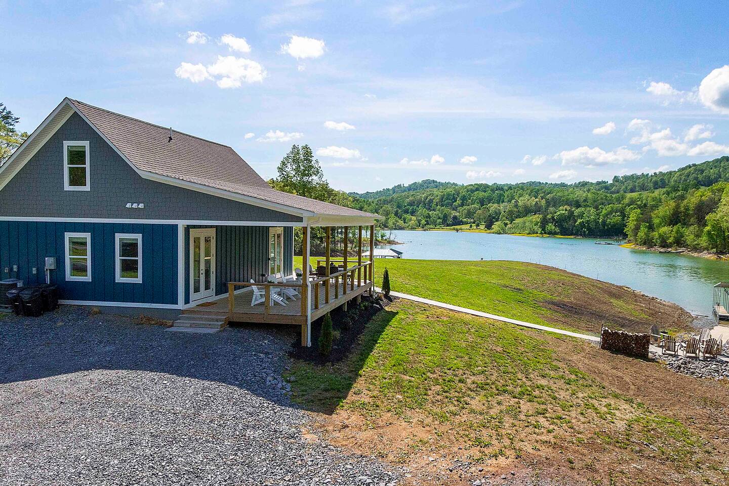 Scenic Getaway at Summer Breeze w/ Private Dock