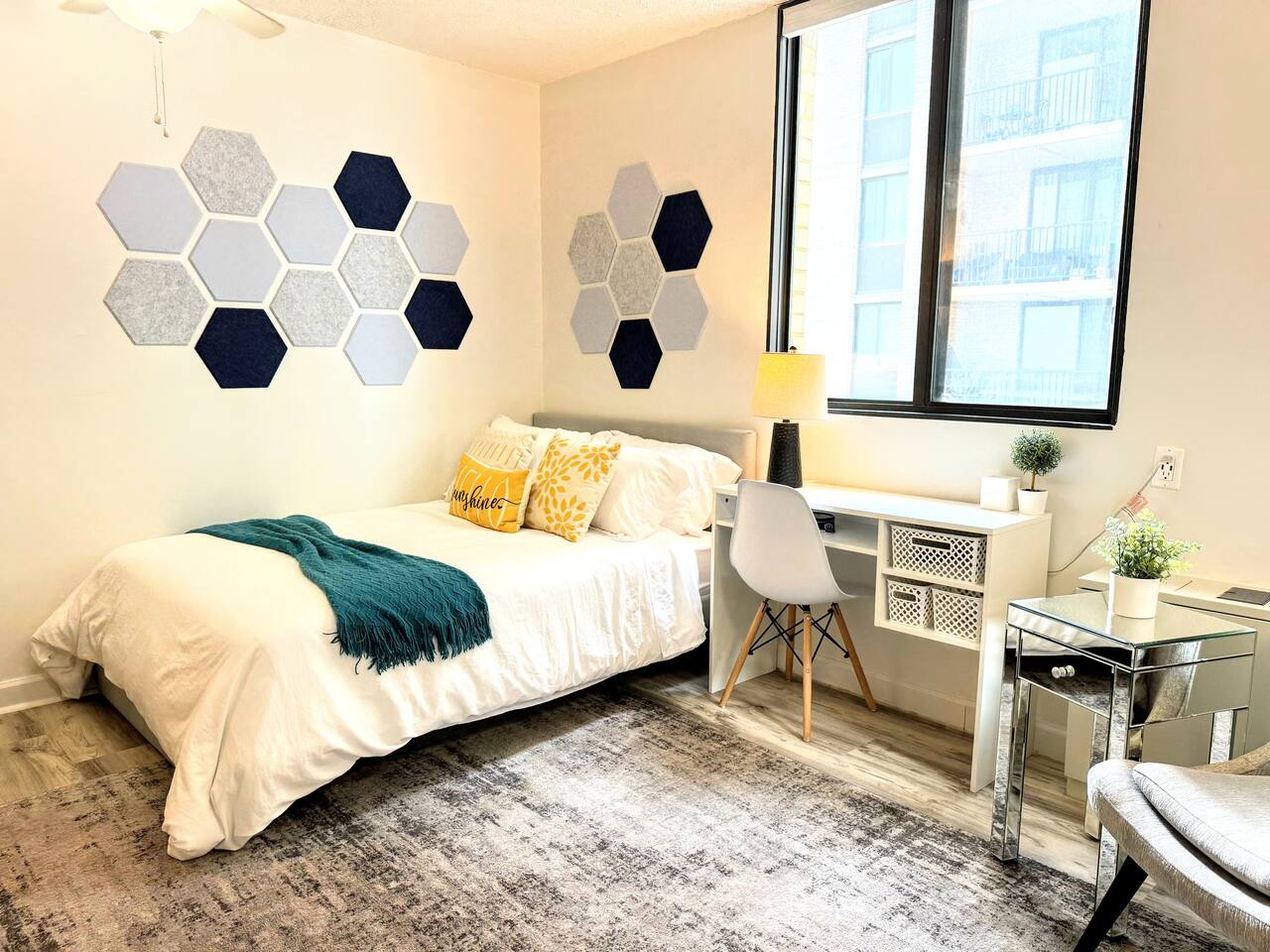 Updated Studio - Walk to Bethesda-Free Parking-Gym